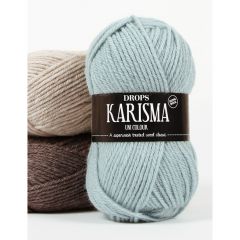 Drops Karisma -villalanka sävyissä 68 vaalea taivaansininen, 77 vaalea tammi ja 04 suklaanruskea.