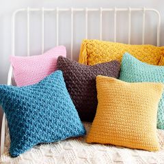 Free Pattern: Mini knit cushion covers