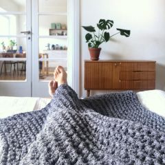 Free Pattern Knitted Frotee Blanket