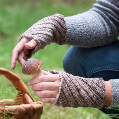 Neuleohje Kierre-rannekkeet, miehen ja naisen koko