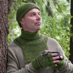 Neuleohje: Neulotut Metsänpoika-asusteet, pipo ja kauluri