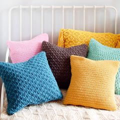 Free pattern: Mini and Minimop Cushions
