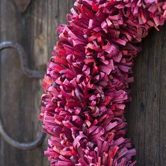 Ohje: Punainen Raffia-kranssi